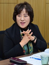 서울시의회 의원 봉양순.(더불어민주당 민생실천위원회위원장 노원3)