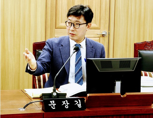 더불어민주당. 문장길 서울시 의원(강서 제2선거구)