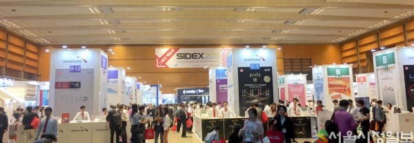 SEDEX 2019 치과 관련업체 전시장