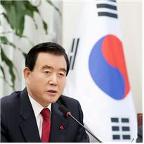 자윤한국당 홍문표 의원(예산 홍성군)
