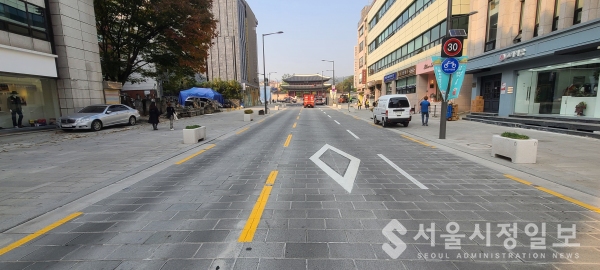 서울시, 600년 역사 창덕궁 일대 1.9km '보행재생 네트워크' 완공해 달라진 모습