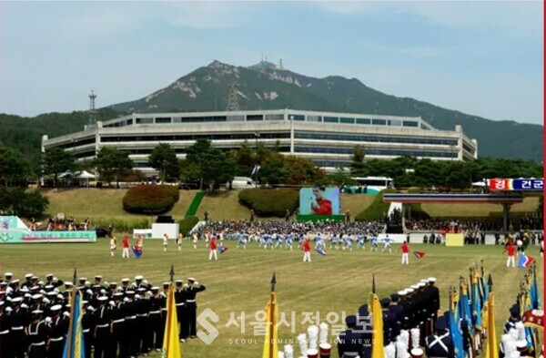계룡대 국군의 날 행사. 사진 나무위키