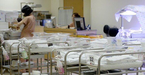 서울 시내 병원의 신생아실 모습 (사진=행정안전부) 