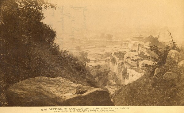 남산에서 바라본 서울전경 (1884-1885)(사진=서울시청 제공) 